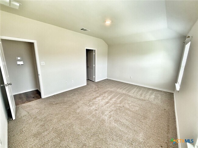Building Photo - 380 Arbor Hills