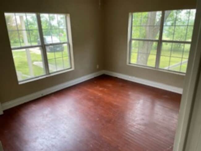 Building Photo - 2903 N U.S. Hwy 281