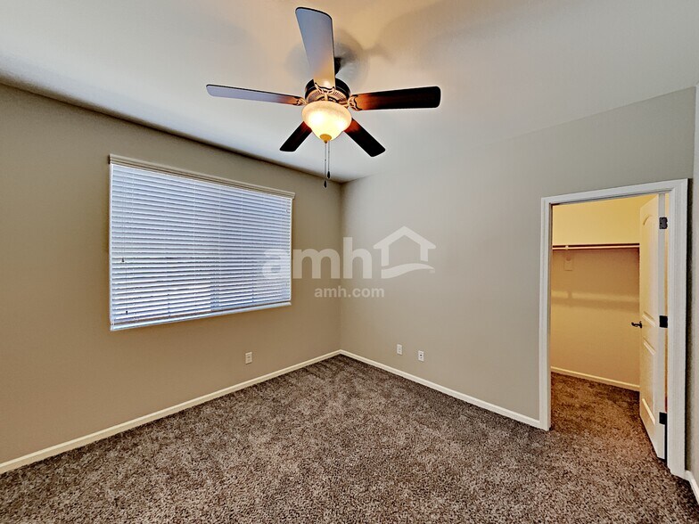 Building Photo - 20749 W Point Ridge Rd