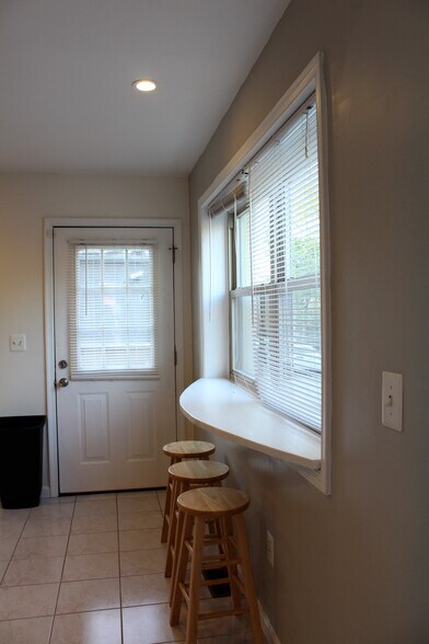 Kitchen Breakfast Bar - 416 E Gittings St.