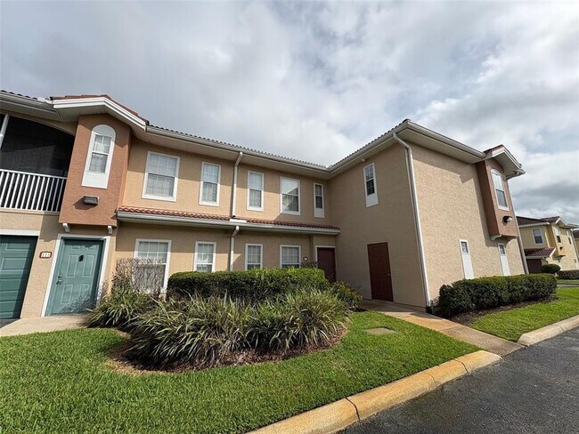 Building Photo - 12021 Villanova Dr