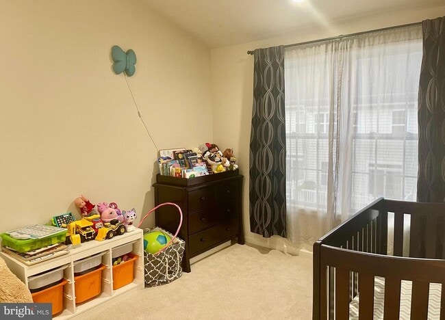 Building Photo - 43010 Paris Gap Square