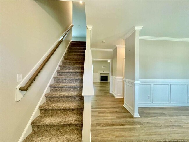 Building Photo - 141 Burnside Dr