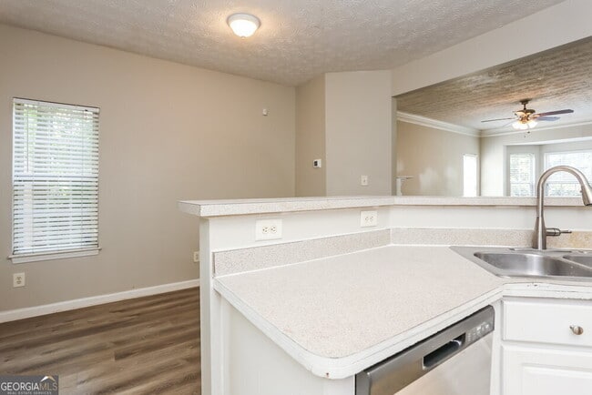 Building Photo - 2984 Falling Water Pt