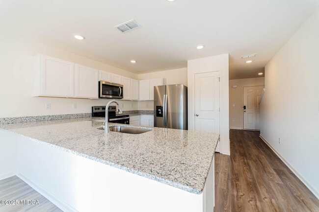 Building Photo - 307 Gazebo Dr