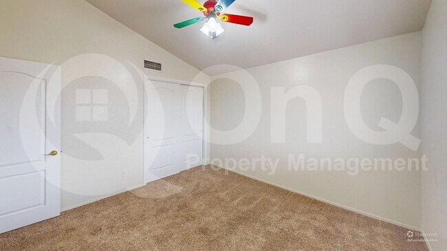 Building Photo - 8305 N Solitude Way