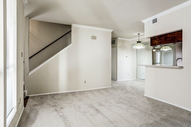 Building Photo - 1881 Bering Dr