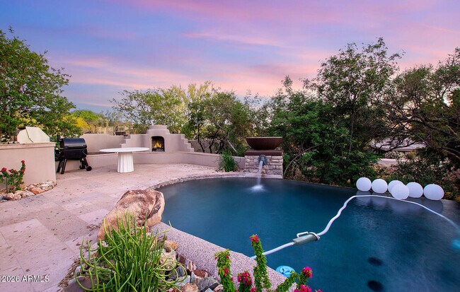 Building Photo - 11861 E Desert Trail Rd