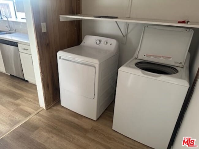 Building Photo - 5832 S Sherbourne Dr