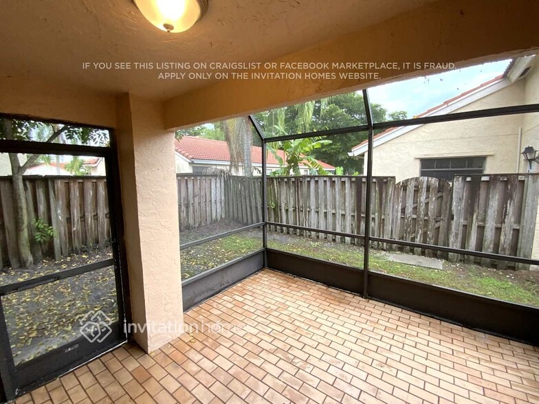 Building Photo - 1730 Shoreside Cir