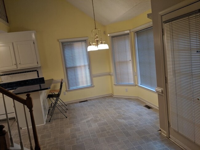 Building Photo - Huge 4 Bedroom Chester Transitional in Stoney Glen West with 2 Car Garage, $2225.00 p/month!