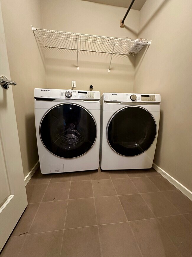 Building Photo - 2707 122nd Place SE