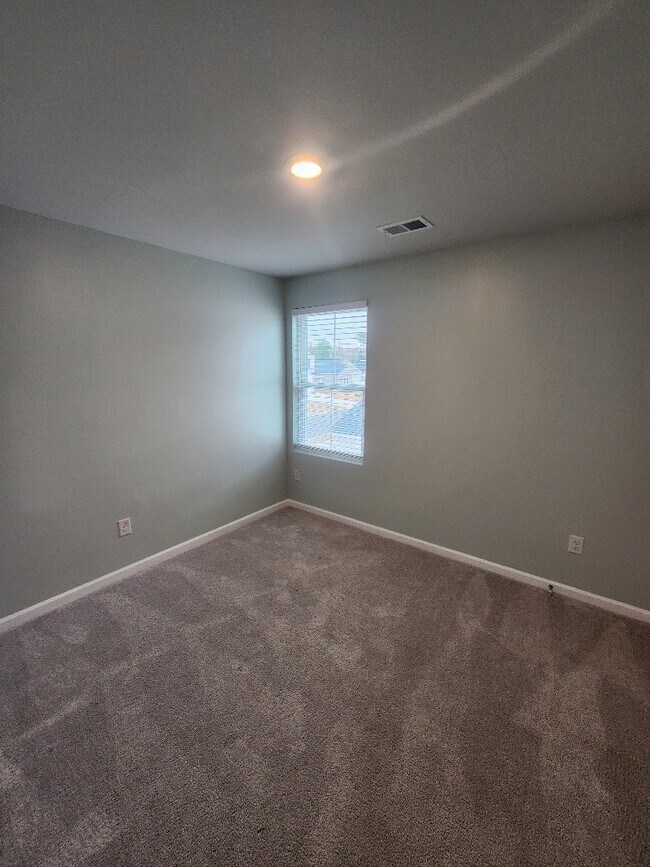 Building Photo - 1556 Swing Bridge Way