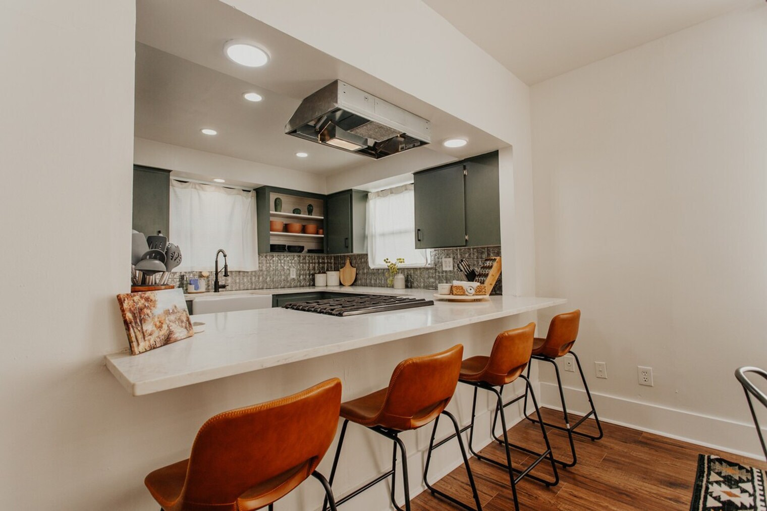 Building Photo - 3728 Homan Ave