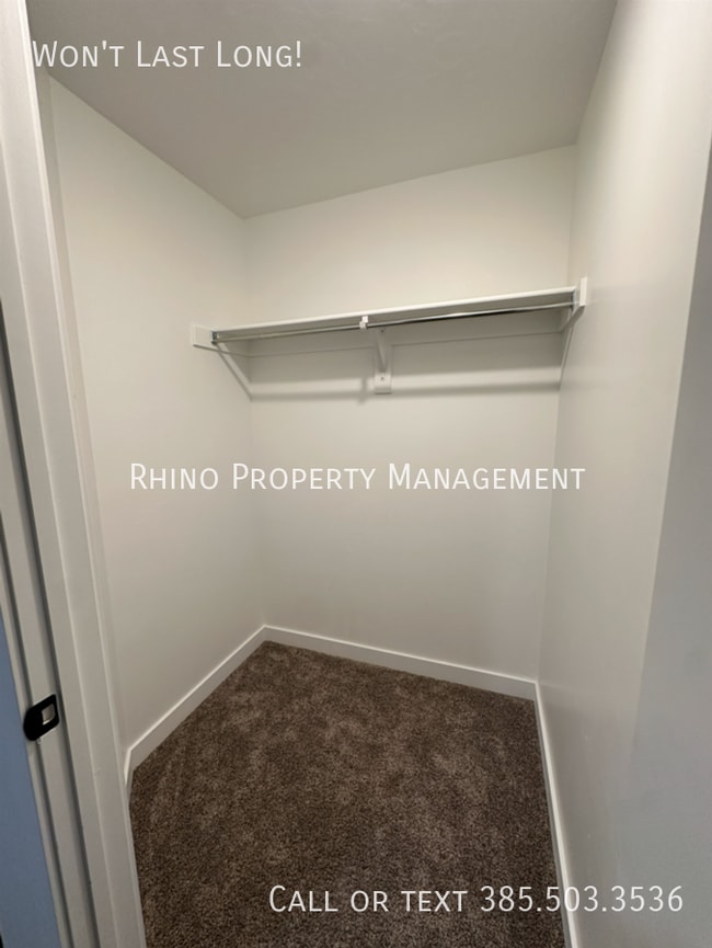 Building Photo - 429 N Northshore Dr