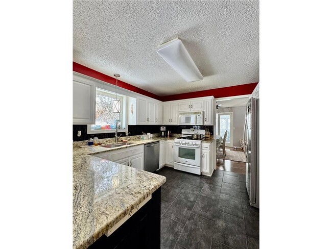 Building Photo - 3663 125th Ave NE