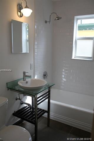 Building Photo - 183 NE 89th St