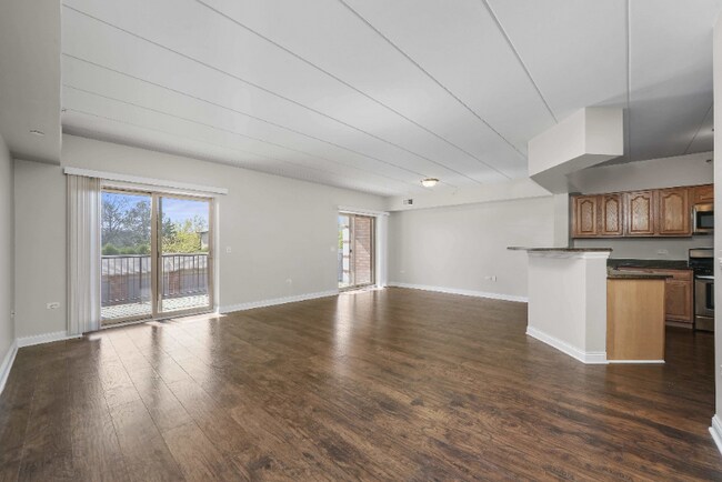 Building Photo - 7250 W 157th St