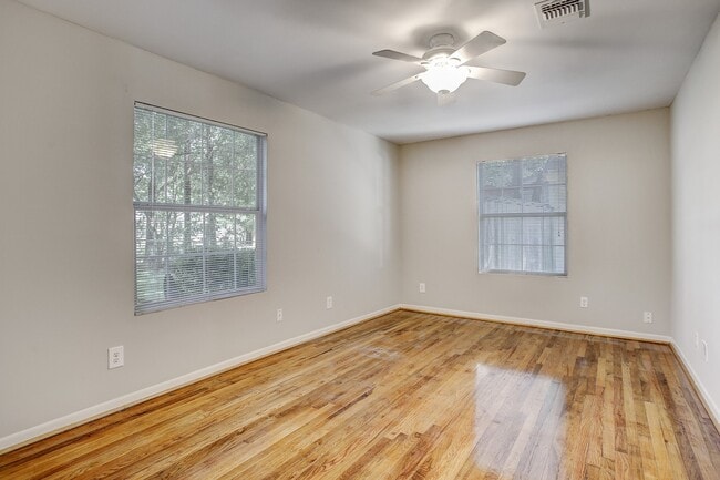 Building Photo - 1516 Story St