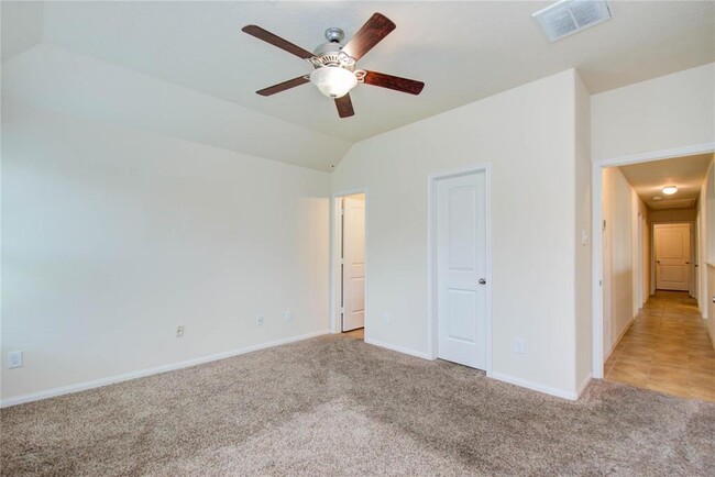 Building Photo - 2131 Tandy Park Way