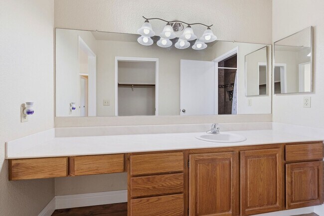 Building Photo - Desirable Adult Community! (55+ years of age community)