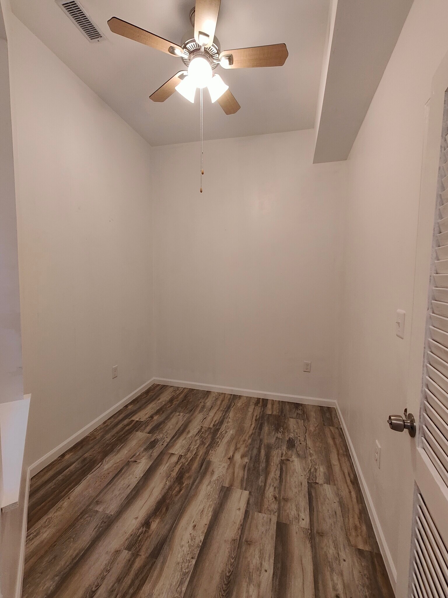 Building Photo - 1326 S Troy St