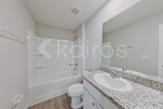 Building Photo - 4451 SW 85 Ln