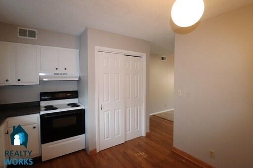 Building Photo - 3050 Q St