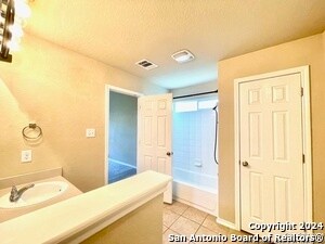 Building Photo - 4714 Acacia Hill