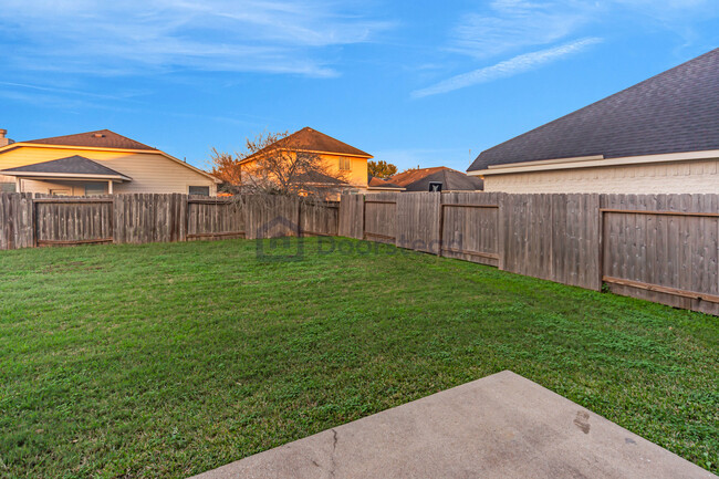 Building Photo - 7703 Summer Night Ln