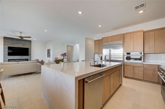 Building Photo - 10022 Digne Ct