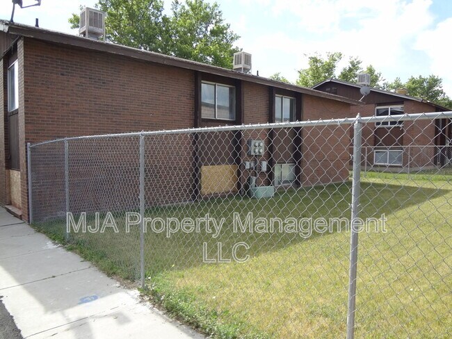 Building Photo - 4642 S Arlington Park Dr