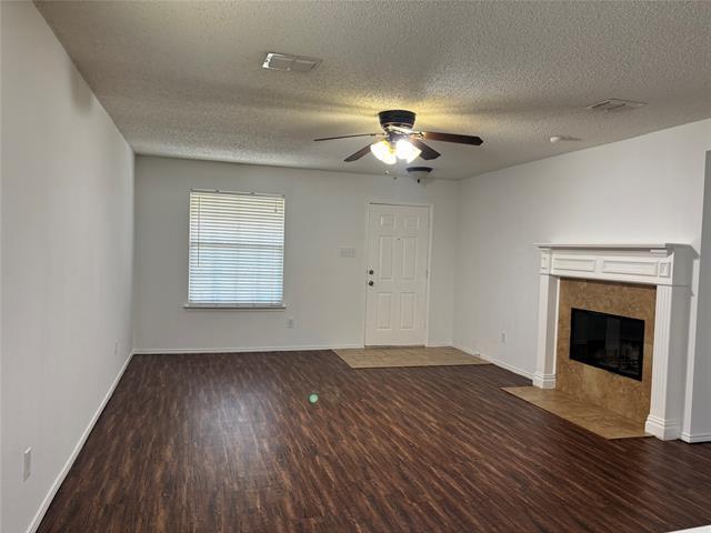Building Photo - 1657 Knight Trail