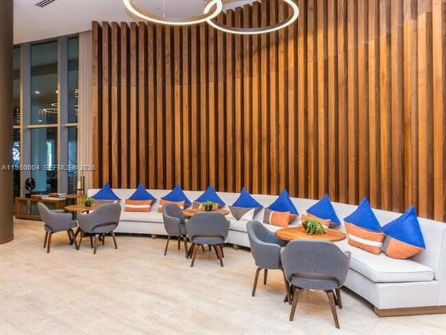 Building Photo - 4111 S Ocean Dr