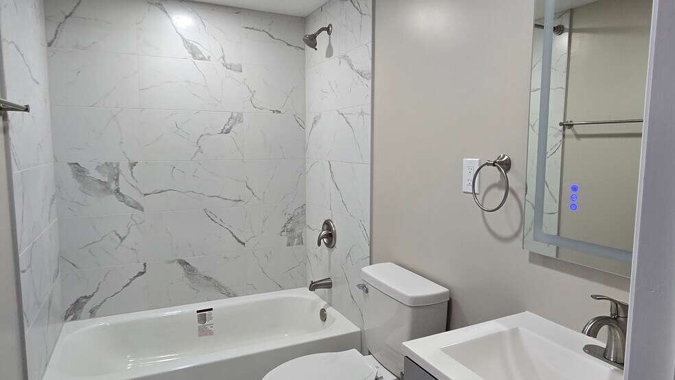 Building Photo - 1662 Kirkwood Rd