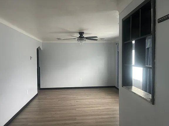 Building Photo - 1145 University Dr