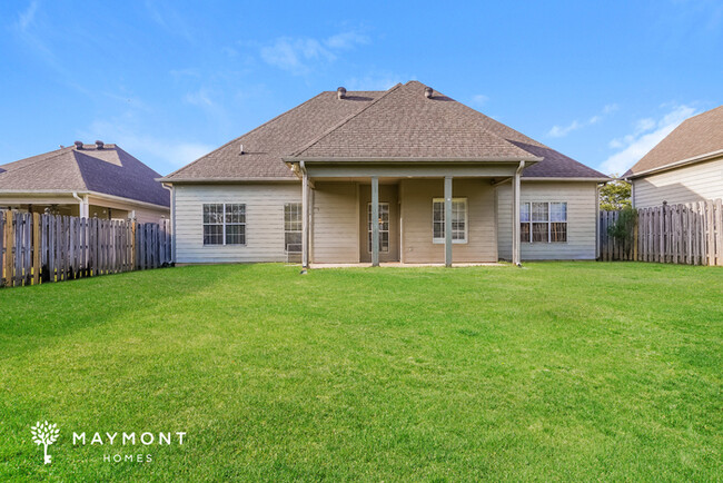 Building Photo - Beautiful Calera Home!