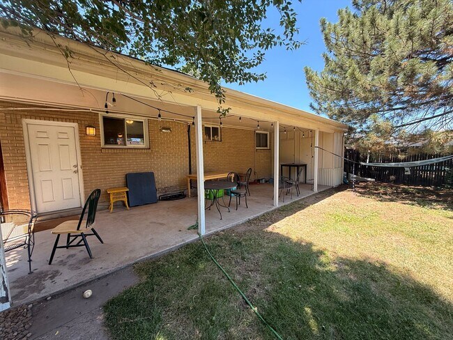 Building Photo - Spacious South Denver Home Near DU, Wash Park & Light Rail!!!