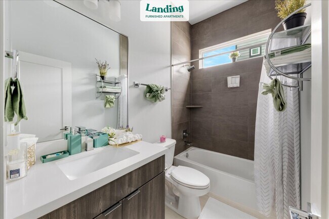 Building Photo - 5815 Fairdale Ln