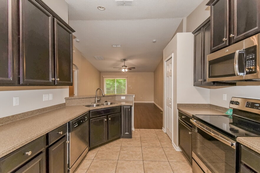 Building Photo - 1972 Cherokee Cove Trail