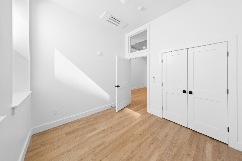 Building Photo - 101 Richmond St