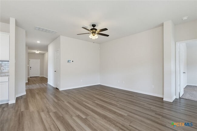 Building Photo - 110 Ayla Marie Dr