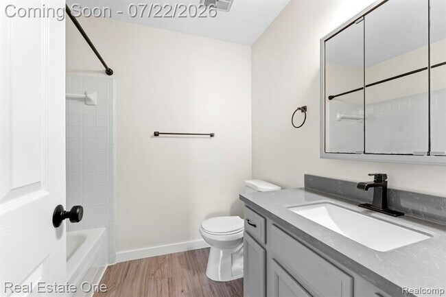 Building Photo - 15588 Dupage Blvd