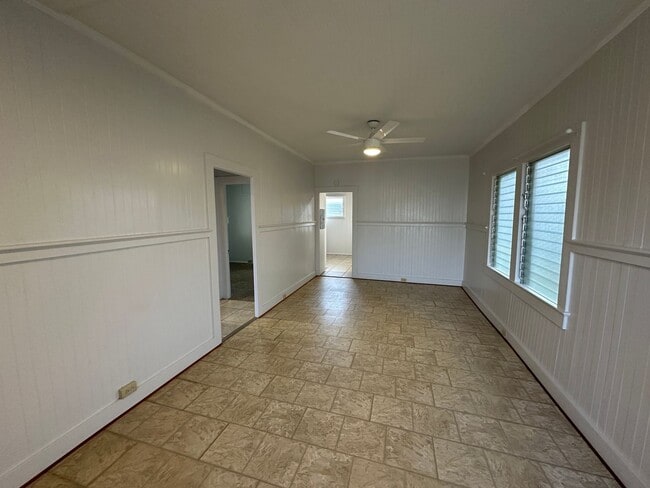 Building Photo - 3907 Keanu St