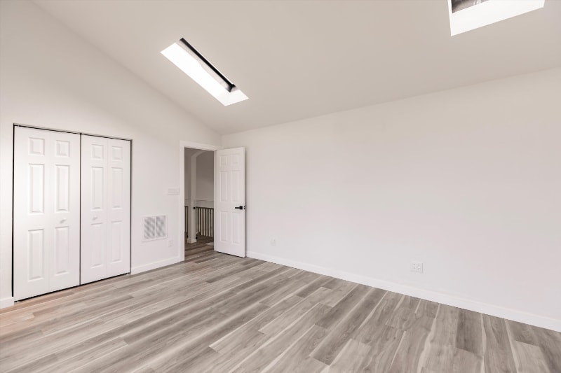 Building Photo - 21048 Peachland Blvd