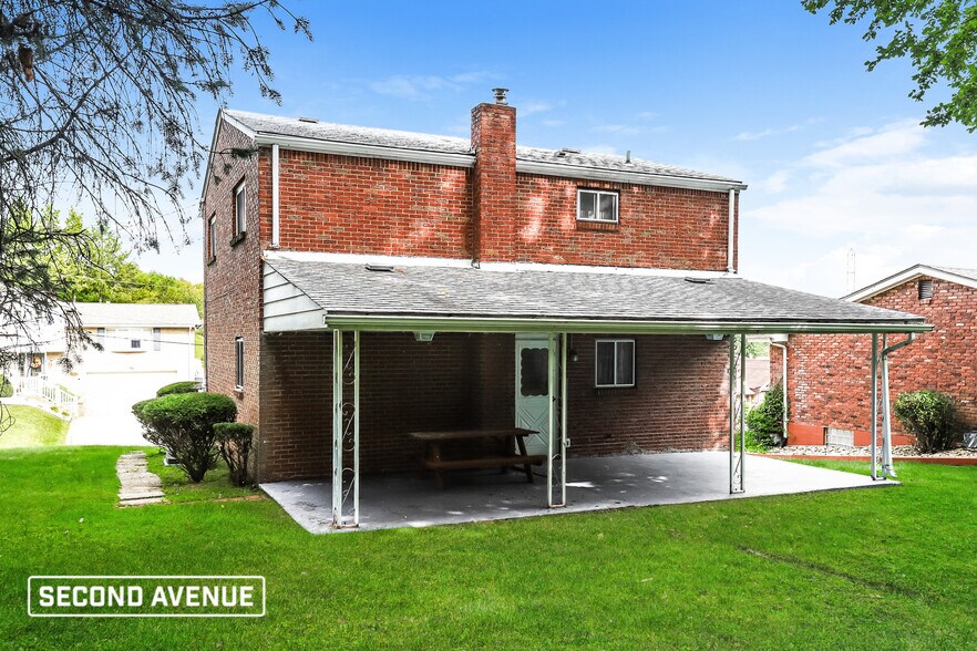 Building Photo - 14080 Lexington Pl