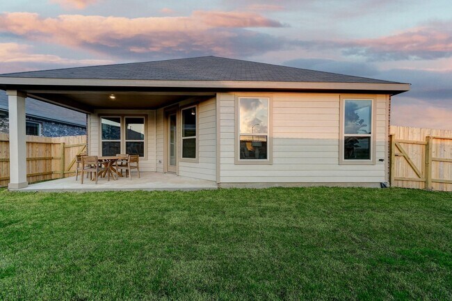 Building Photo - 2034 Domeniko Dr