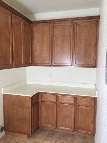 Building Photo - Manteca 4 Bedroom 1/2 bath 2 Car Garage ta...