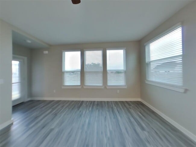 Building Photo - 1741 Mexican Heather Dr