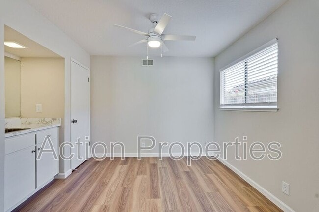 Building Photo - 1662 Merriton Ct